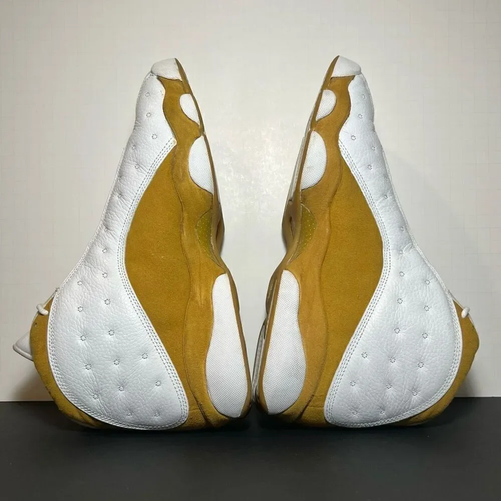 Mens 04’ AIR JORDAN 13 XIII Wheat Leather Basketball Sneakers / Size 12